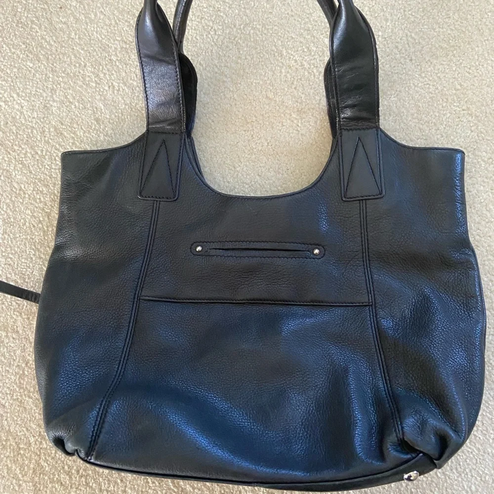 B Makovsky leather shoulder bag,black/gray with silver hardware, animal print